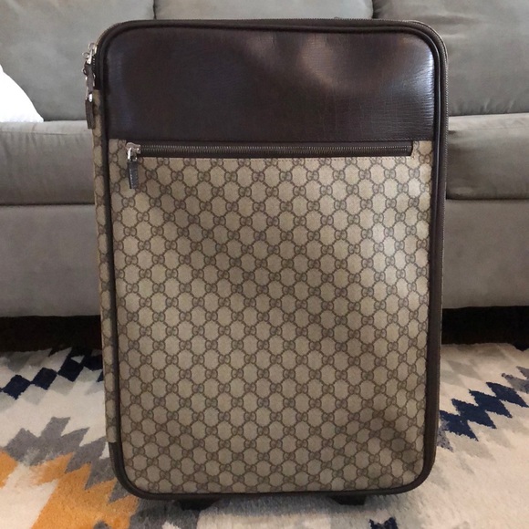 gucci roller bag